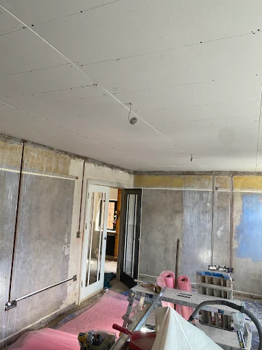 Plasterboard ceiling dry lining prep