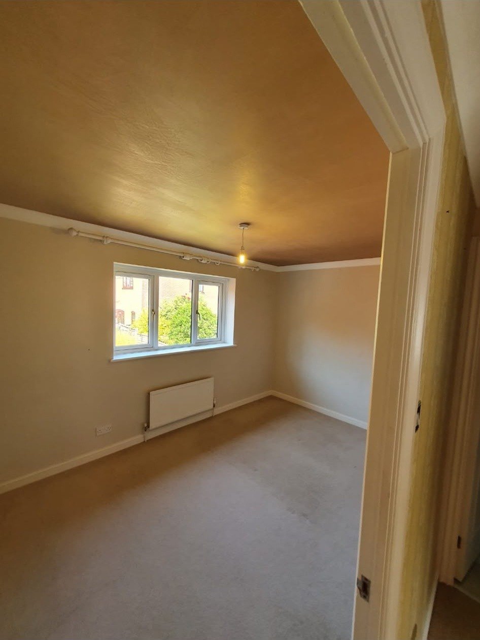 Bedroom ceiling skimmed smooth, after