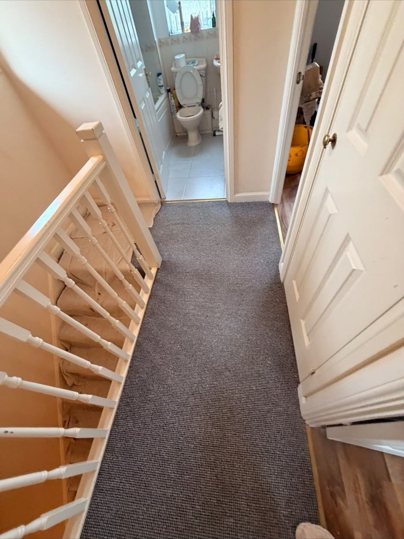 Landing and stairs finished, after