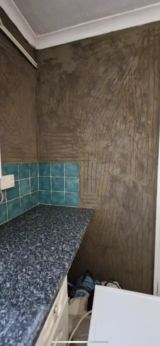 Kitchen wall scratch coat keyed