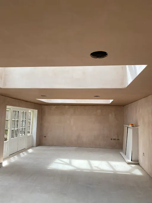 Extension ceiling and lantern reveals skimmed